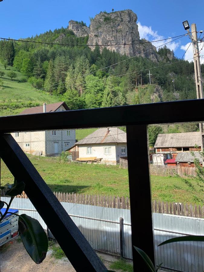 Acasa In Bicaz-Chei - Camere De Inchiriat Cheile Bicazului Dış mekan fotoğraf